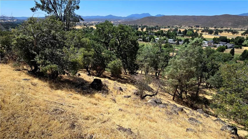 Panoramic valley views.