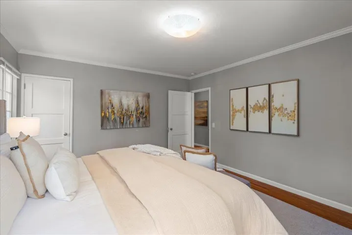 991 Lincoln Avenue, Palo Alto, California 94301