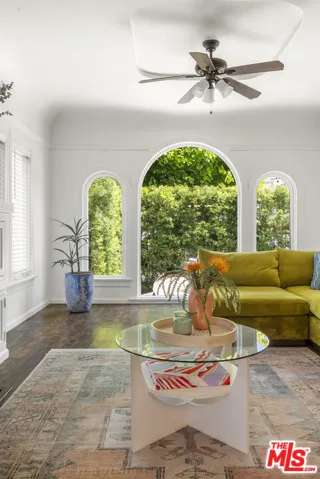1843 S Highland Avenue, Los Angeles, California 90019