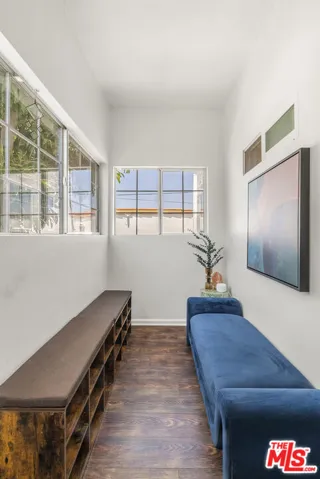 1843 S Highland Avenue, Los Angeles, California 90019