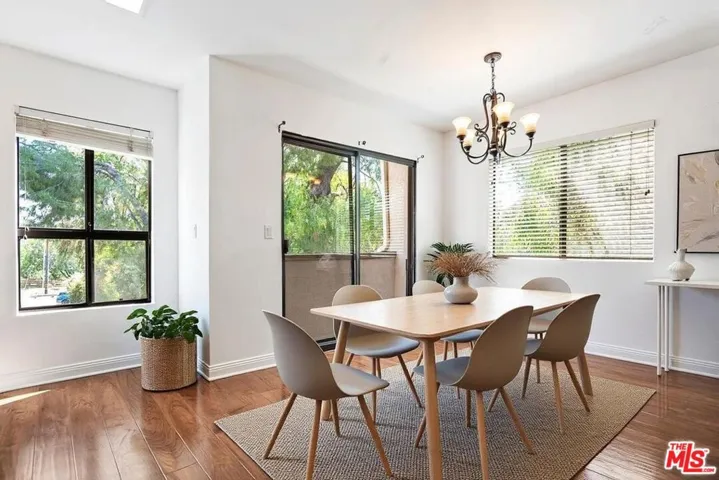 Virtually Staged - Dining Room