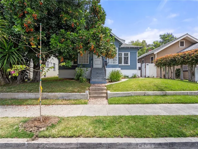 757-759 N Loma Vista, Long Beach, California 90813