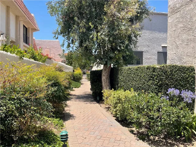 6223 Nita, Woodland Hills, California 91367