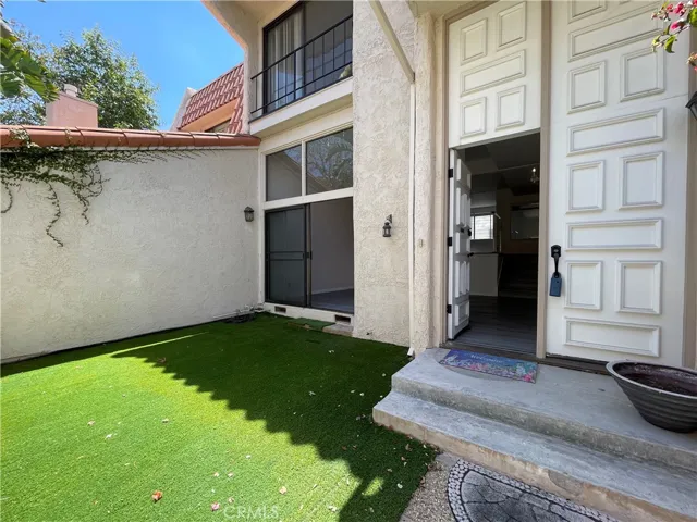 6223 Nita, Woodland Hills, California 91367