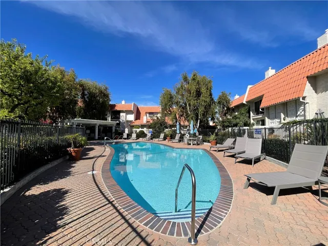 6223 Nita, Woodland Hills, California 91367