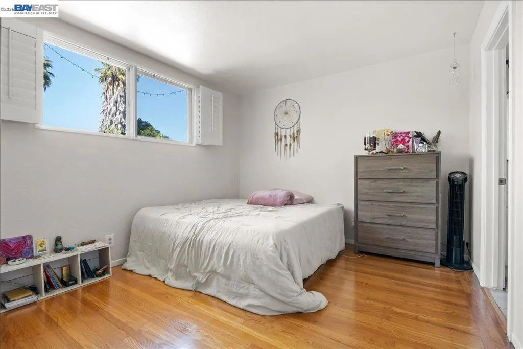 30544 HOYLAKE ST. HAYWARD, CA 94544