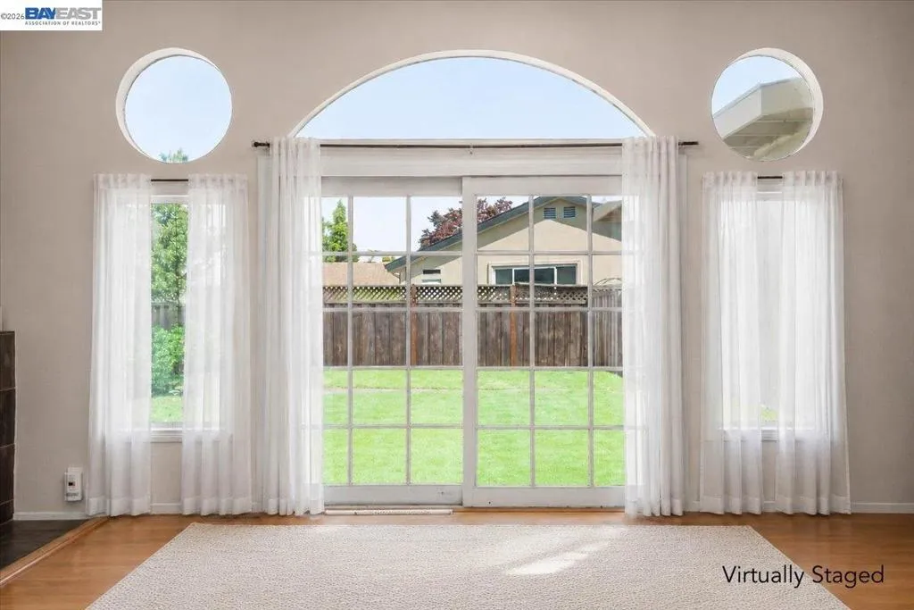 30544 HOYLAKE ST. HAYWARD, CA 94544