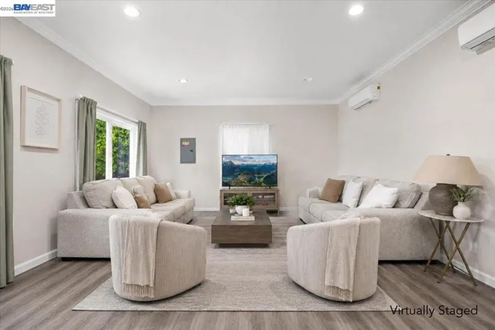 30548 HOYLAKE ST. HAYWARD CA 94544