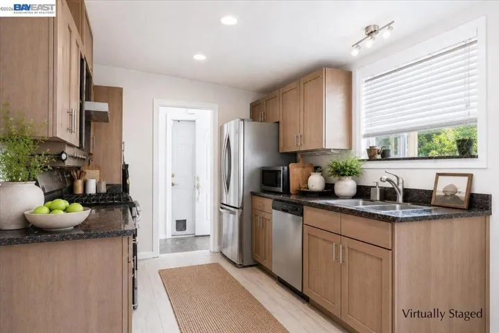 30544 HOYLAKE ST. HAYWARD, CA 94544