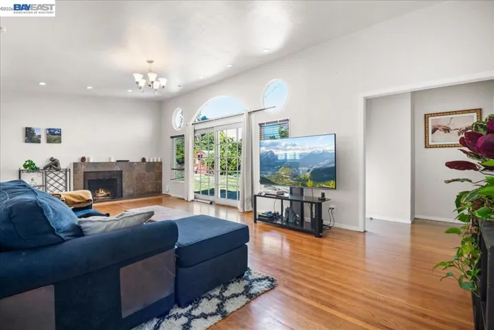 30544 HOYLAKE ST. HAYWARD, CA 94544