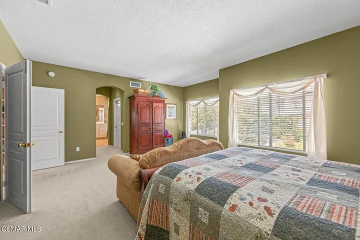 239 Chantilly-35