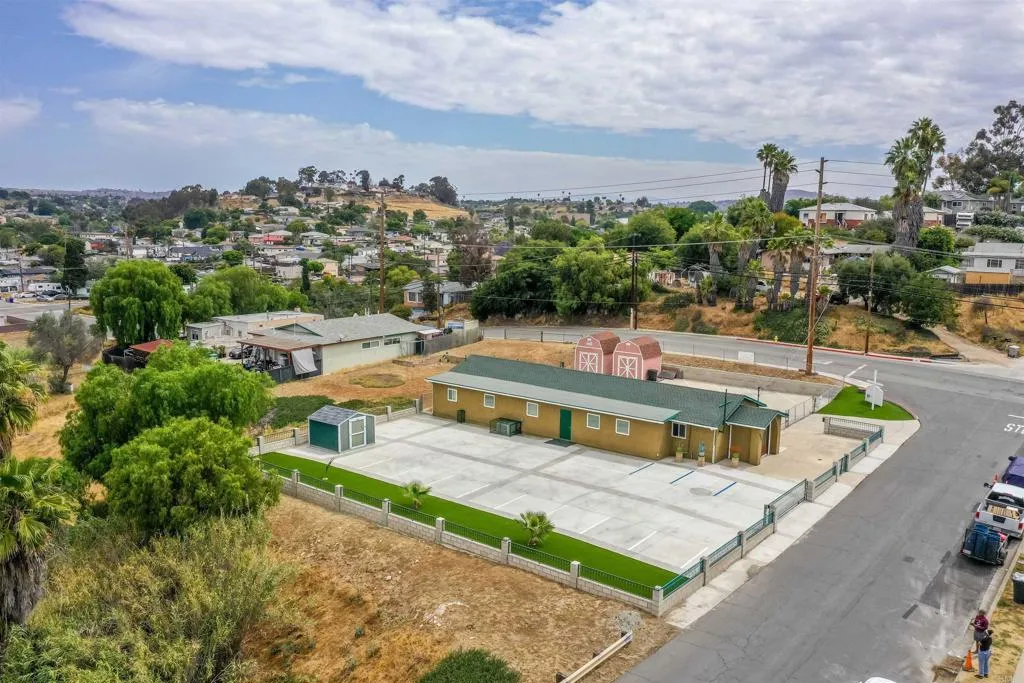 6860 Madrone Avenue, San Diego, California 92114 — photo 5