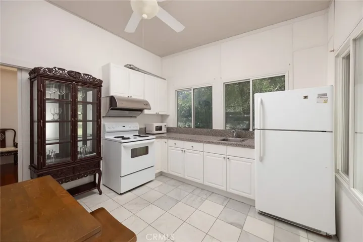 1410 Encino Avenue, Monrovia, California 91016