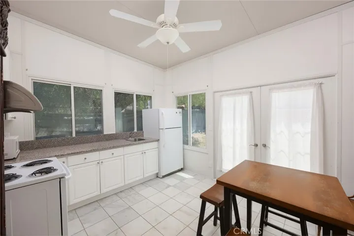 1410 Encino Avenue, Monrovia, California 91016