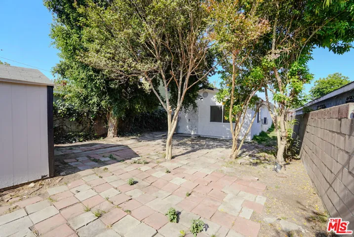 9607 Evers Avenue, Los Angeles, California 90002