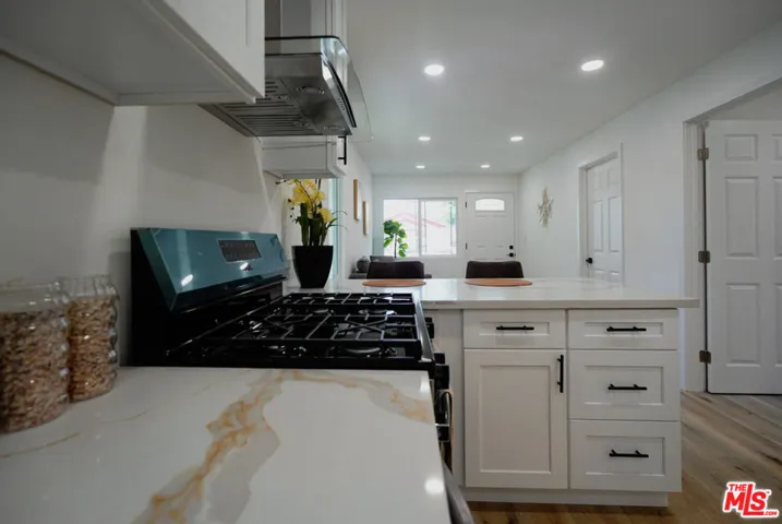 9607 Evers Avenue, Los Angeles, California 90002