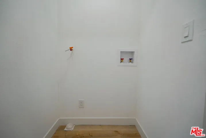 9607 Evers Avenue, Los Angeles, California 90002