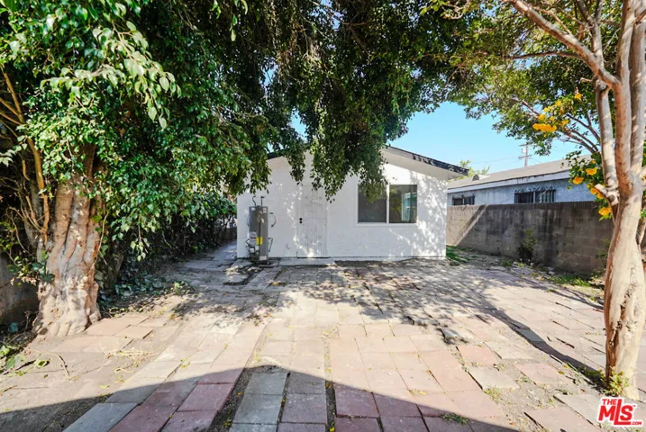 9607 Evers Avenue, Los Angeles, California 90002