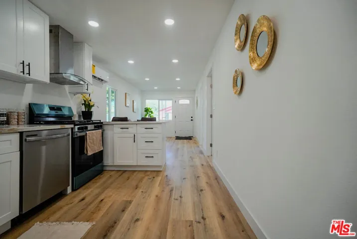 9607 Evers Avenue, Los Angeles, California 90002