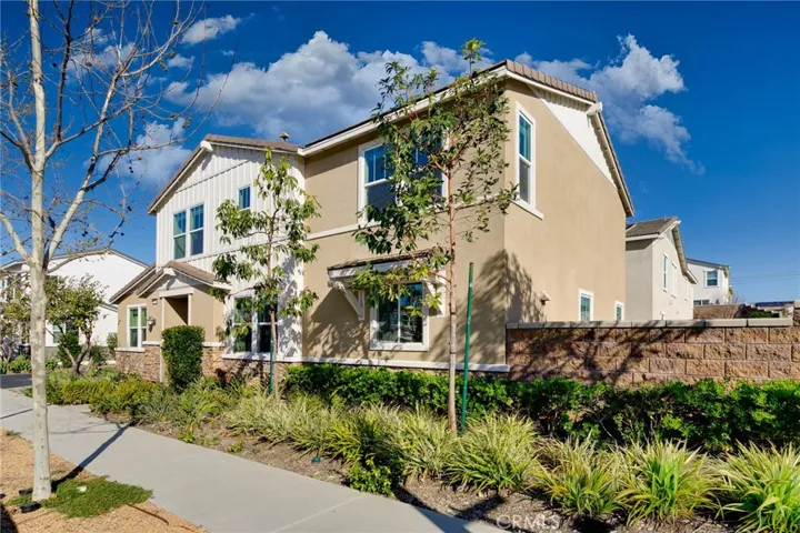 16746 Stags Leap Ln, Fontana, California 92336