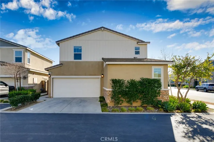 16746 Stags Leap Ln, Fontana, California 92336