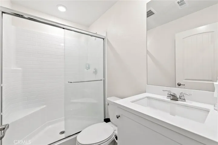 16746 Stags Leap Ln, Fontana, California 92336