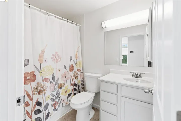 117 Kingswood Ln, Martinez, California 94553