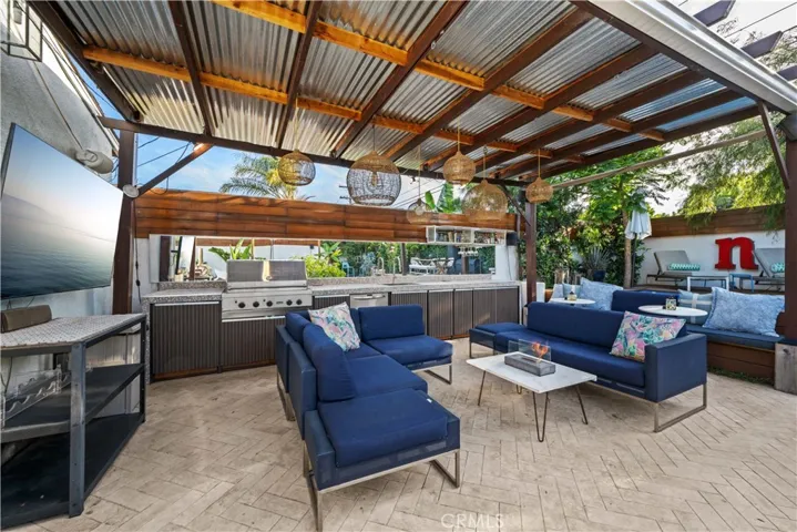 1121 S Eucalyptus, Inglewood, California 90301