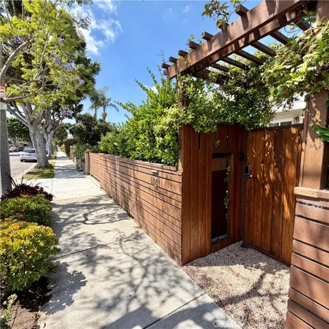 1121 S Eucalyptus, Inglewood, California 90301