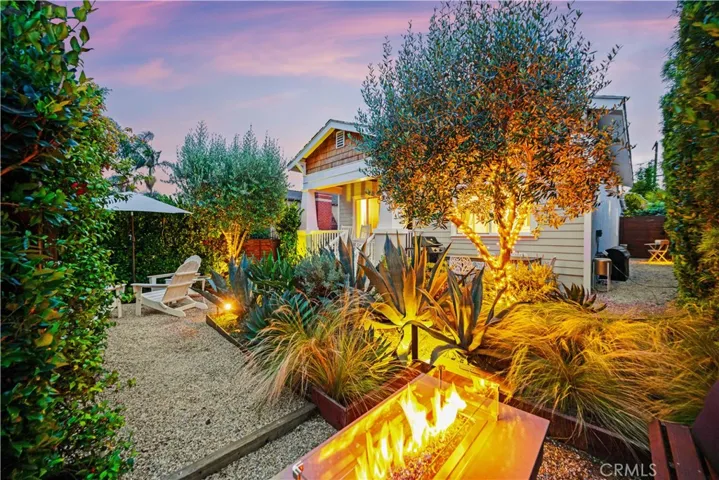 1121 S Eucalyptus, Inglewood, California 90301