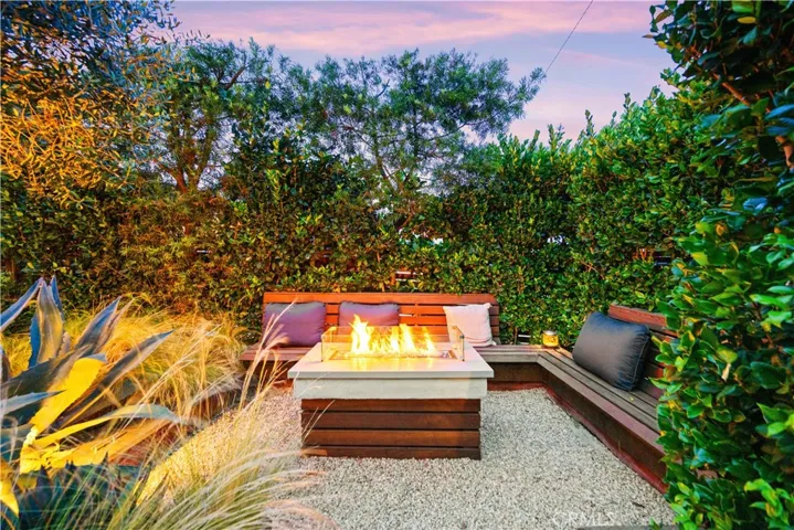 1121 S Eucalyptus, Inglewood, California 90301