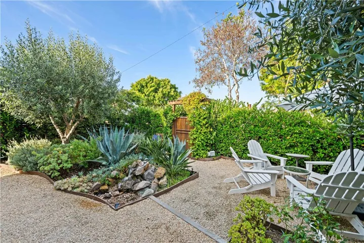 1121 S Eucalyptus, Inglewood, California 90301