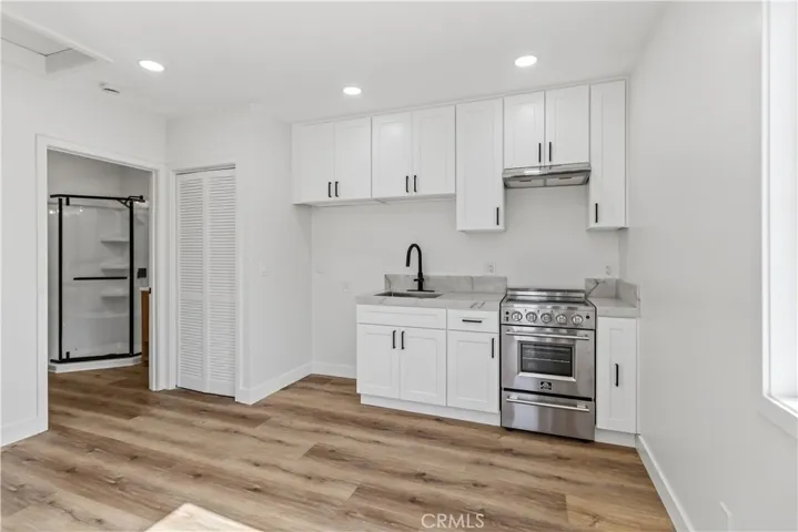 11018 Chanera, Inglewood, California 90303