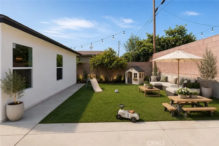 11018 Chanera, Inglewood, California 90303