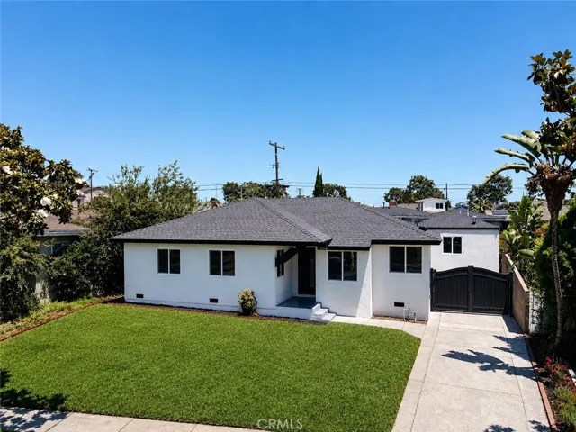 11018 Chanera, Inglewood, California 90303