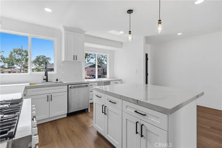 11018 Chanera, Inglewood, California 90303