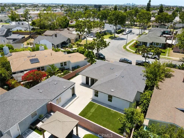 11018 Chanera, Inglewood, California 90303