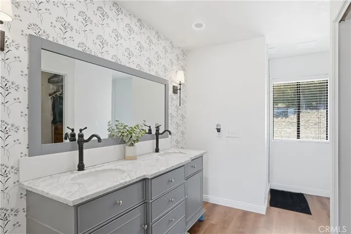 Primary En Suite Bathroom