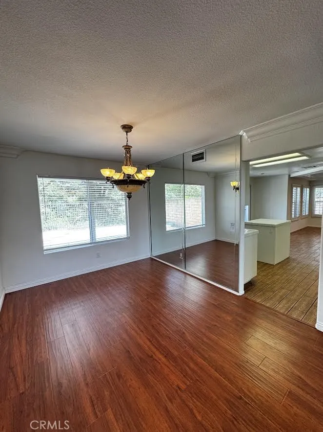 gallery-image 5