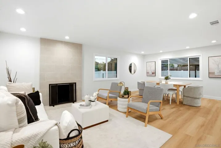 6196 Primrose Dr, La Mesa, California 91942