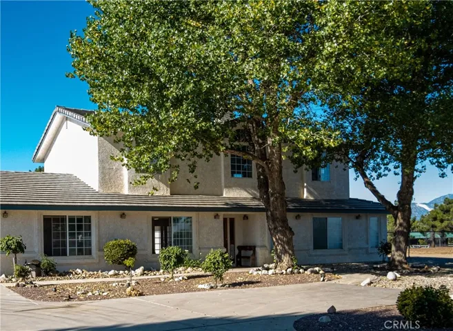 11631 Whitehaven, Oak Hills, California 92344