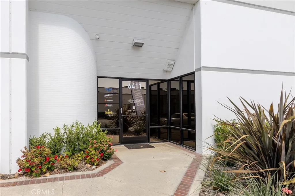 6411 Alondra, Paramount, California 90723 — photo 5