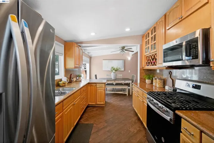 30562 Troon Pl, Hayward, California 94544