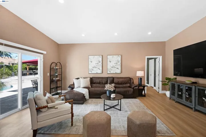 30562 Troon Pl, Hayward, California 94544