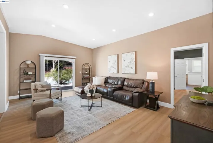 30562 Troon Pl, Hayward, California 94544