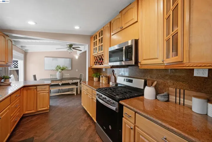 30562 Troon Pl, Hayward, California 94544