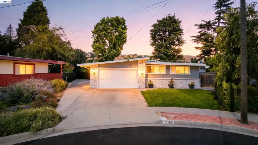 30562 Troon Pl, Hayward, California 94544