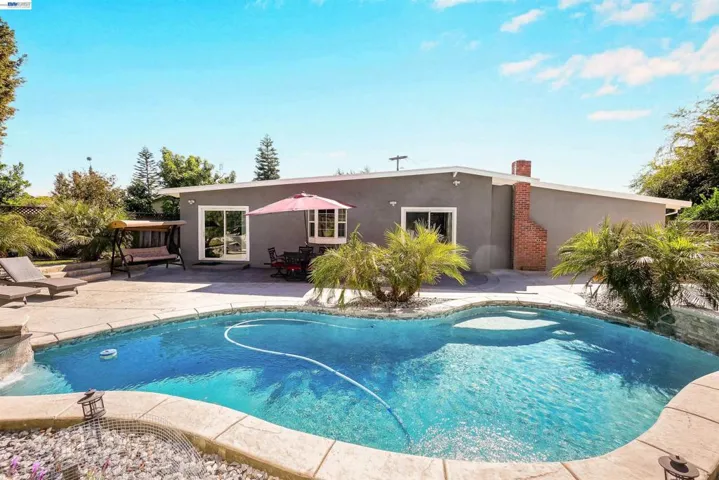 30562 Troon Pl, Hayward, California 94544