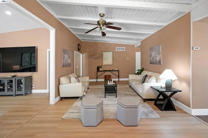 30562 Troon Pl, Hayward, California 94544