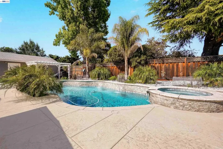 30562 Troon Pl, Hayward, California 94544